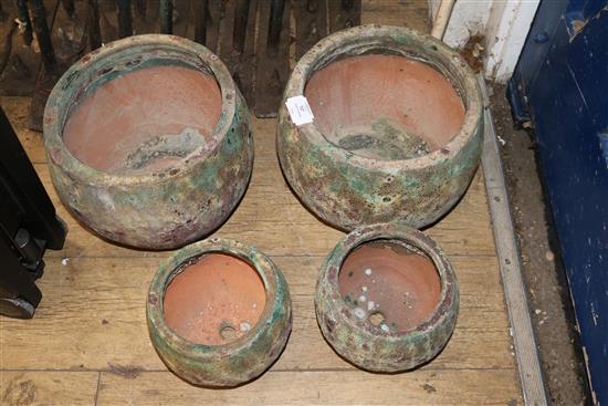 Two pairs of small glazed garden planters W.30 and 20cm